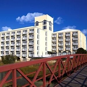 Coconut Malorie Resort Hotel, Ascend Hotel Collection